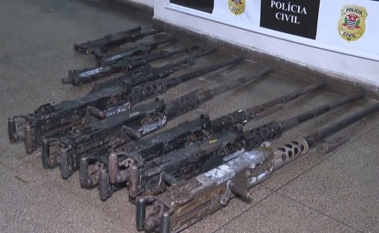 Metralhadoras furtadas do Exército foram “rejeitadas” pelo Comando Vermelho e PCC