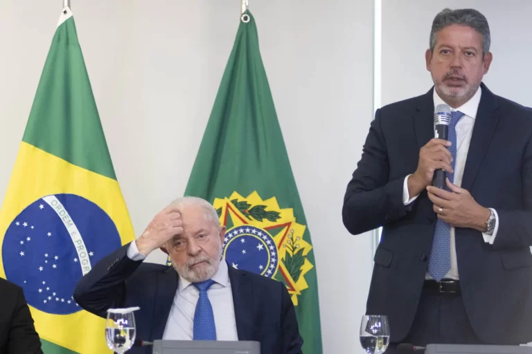 Queixa formal: Centrão se organiza para encontro com Lula   