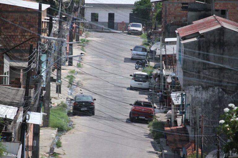 Bebê é encontrado desacordado em caixa d’água em Manaus