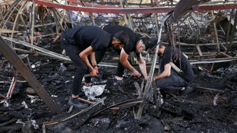VÍDEO: Veja início de incêndio em casamento que matou cerca de cem pessoas