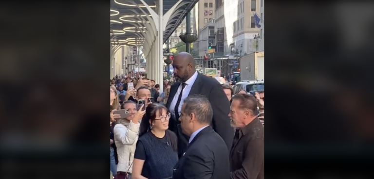 VÍDEO: Segurança “gigante” de Schwarzenegger viraliza na web VÍDEO: Segurança “gigante” de Schwarzenegger viraliza na web