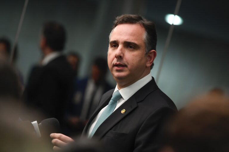 “Ministros do STF não se sobrepõem ao Congresso e ao Planalto”, diz Pacheco ao reagir às criticas da Corte