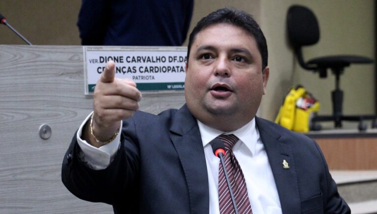 Caio André critica ‘inércia’ da Prefeitura de Manaus diante da crise de abastecimento de água