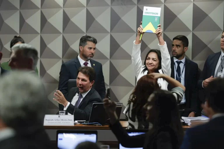 PGR pede ao Senado que entregue os HDs com os dados da CPMI do 8/1