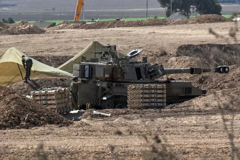 Exército de Israel anunciou que completou o cerco em Gaza