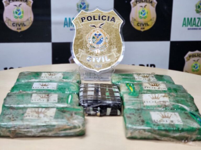 VÍDEO: Dupla é presa em flagrante por posse de cocaína avaliada em mais de R$ 150 mil