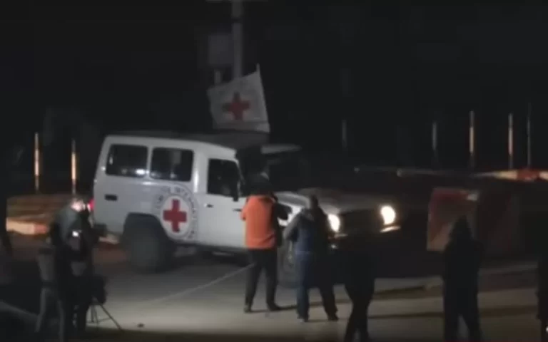 5º grupo de reféns é solto pelo Hamas