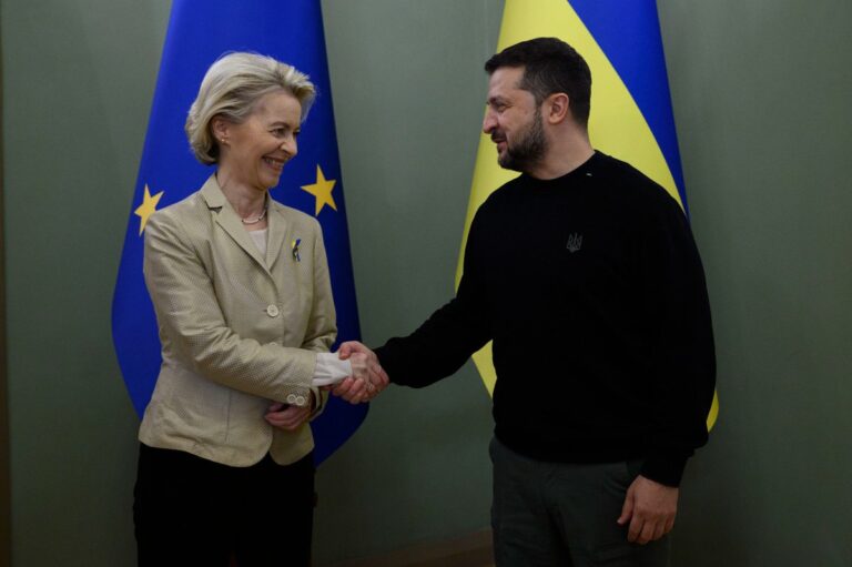 Ucrânia recebe apoio da União Europeia na guerra e adesão ao grupo