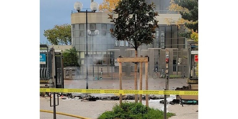 Escola francesa sofre ataque de jovens que gritavam “Alá é grande”