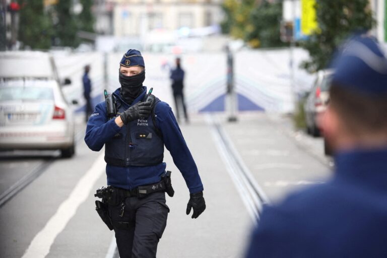 Cerca de 10 mil alunos ficam em casa por ameaça de bomba em escolas da Bélgica