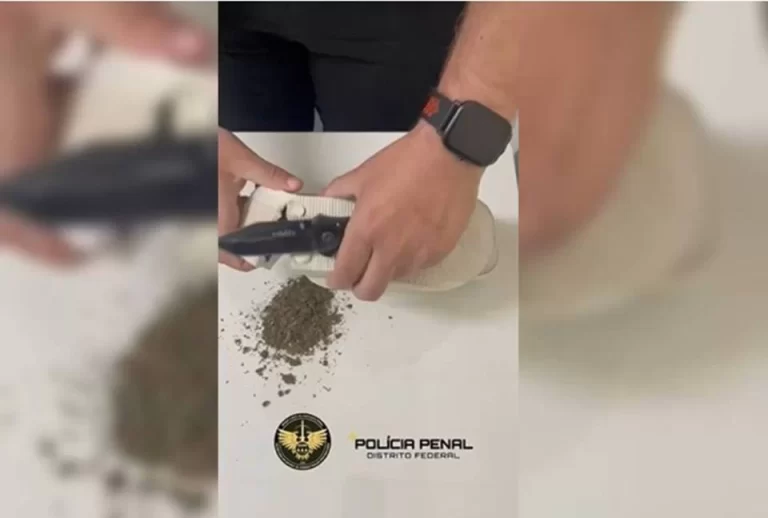 No DF, casal é preso com chinelos cheios de maconha e cocaína