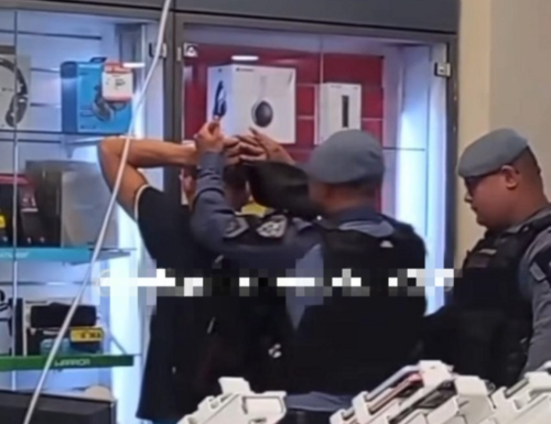 VÍDEO: Homem é preso acusado de furtar calcinhas de loja, em Manaus
