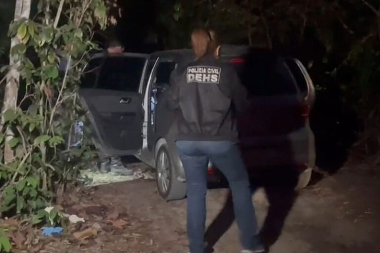 Homem é encontrado morto no porta-malas de carro em Manaus