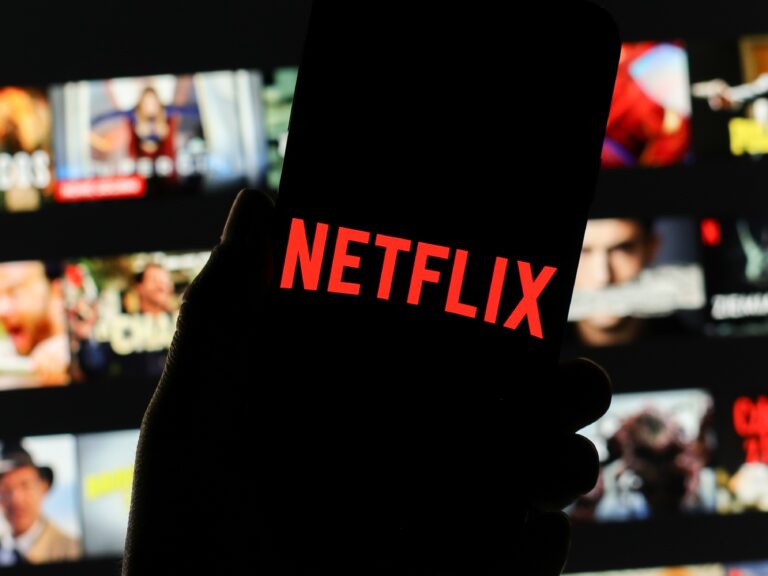 Netflix investe R$ 269 milhões em série, mas roteirista nunca entregou episódios, afirma jornal
