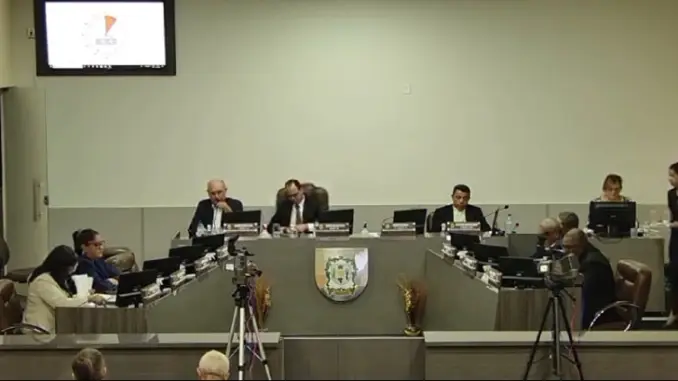 Vereadores denunciam exames suspeitos pagos por prefeitura na Bahia; entenda o caso