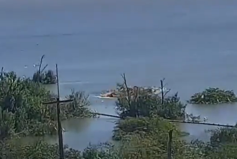 VÍDEOS: Mina da Braskem rompe sob lago em Maceió