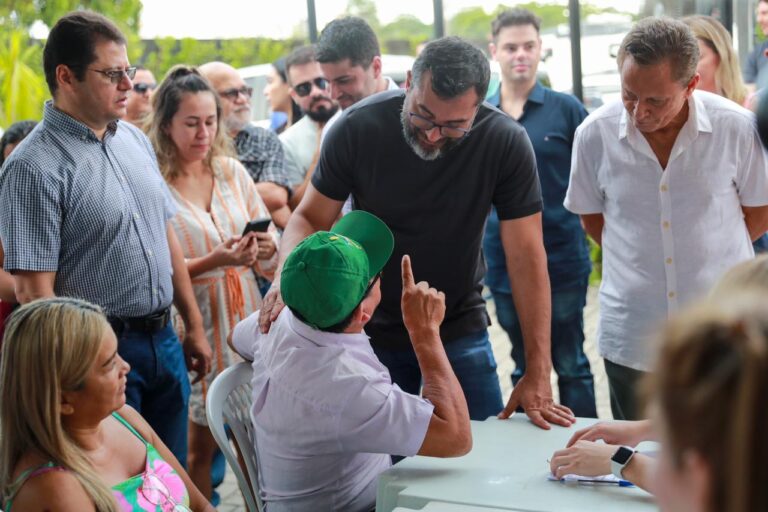 Com investimento de R$ 100 milhões em um ano, Wilson Lima reassenta mais de mil famílias pelo Prosamin+