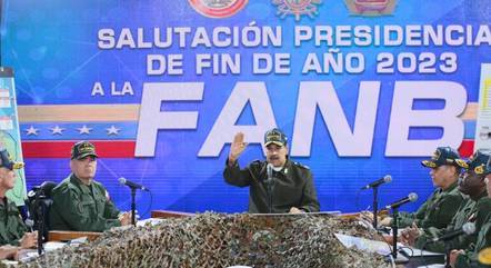 Venezuela mobiliza soldados em resposta ao navio de guerra britânico