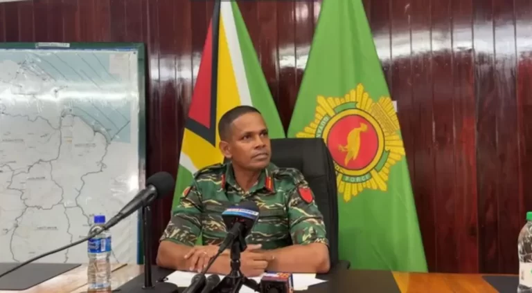 Exército da Guiana procura helicóptero desaparecido na fronteira