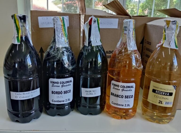 Operação do Ministério da Agricultura apreende 73 mil litros de bebidas irregulares em SC