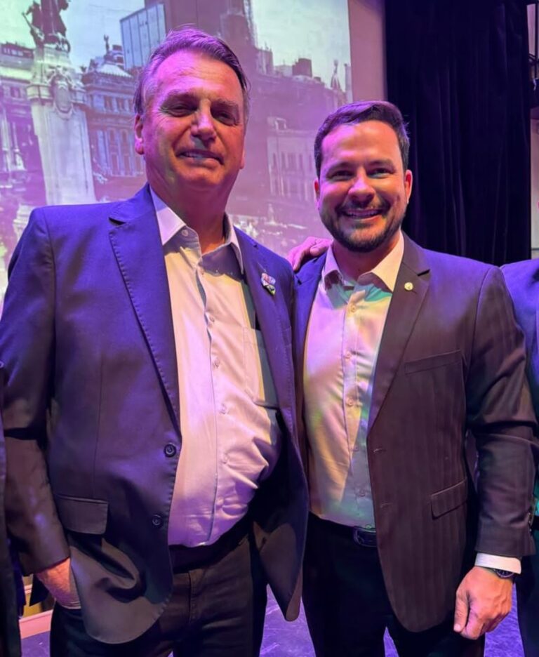 Na Argentina, Alberto Neto sinaliza pré-candidatura à prefeitura de Manaus