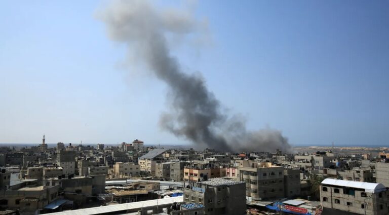 Ataque aéreo na fronteira com Egito mata pelo menos 20 pessoas em Gaza