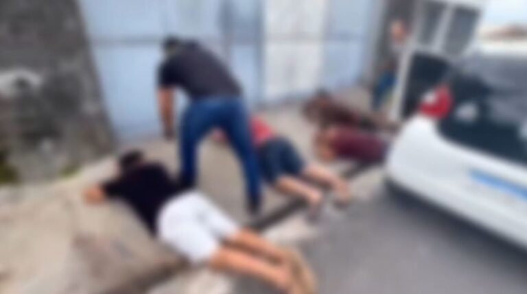 VÍDEO: Estelionatários são presos no momento que tentavam aplicar mais um golpe em Manaus
