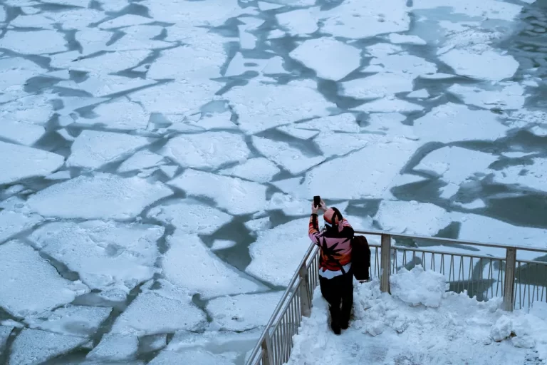 EUA: Sobe para 90 o número de mortos devido a frio extremo