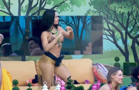 VÍDEO: Isabelle Nogueira chama atenção de brothers ao dançar hit de Joelma