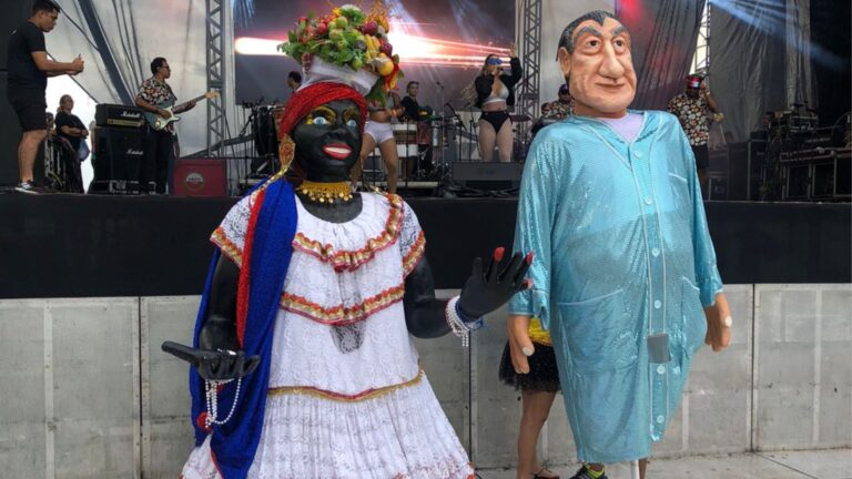 ‘Rainha do Carnaval’, Kamélia chega neste sábado (6) para abrir festividade em Manaus ‘Rainha do Carnaval’, Kamélia chega neste sábado (6) para abrir festividade em Manaus