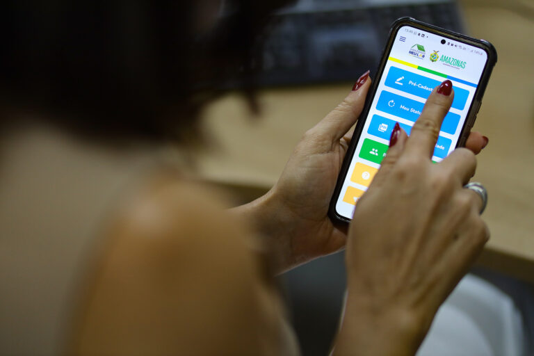 Amazonas Meu Lar: Governo do AM convoca 6 mil pré-cadastrados para correção de dados