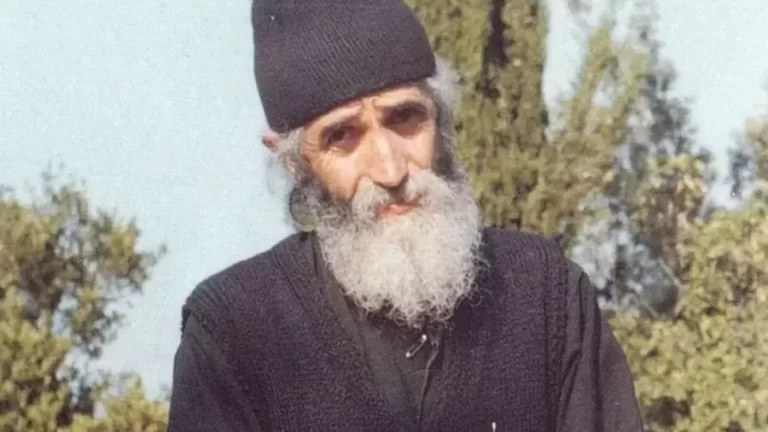 Nostradamus grego previu Terceira Guerra Mundial no Oriente Médio
