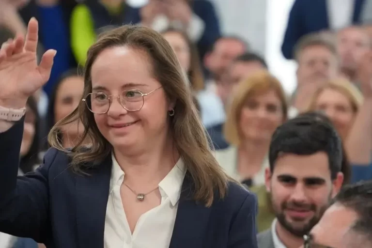 Mar Galcerán, a primeira deputada com síndrome de Down da Espanha