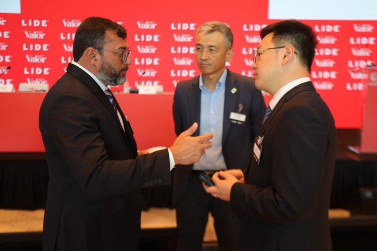 Painel apresentado por Wilson Lima na China exibe projetos de economia e sustentabilidade a investidores