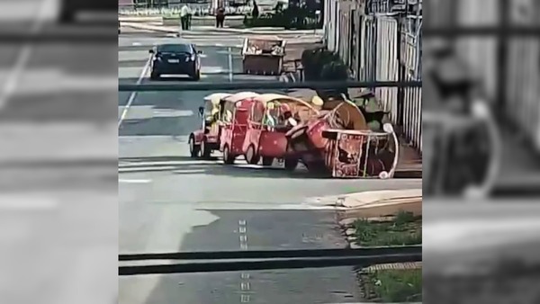VÍDEO: Idoso é preso após capotar “Trenzinho da Alegria” e deixar quatro pessoas feridas