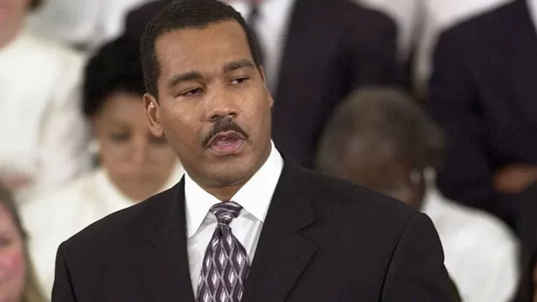 Filho mais novo de Martin Luther King morre aos 62 anos, na Califórnia