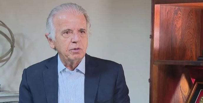 Ministro da Defesa admite “indisciplinados”, mas nega que Forças Armadas queriam golpe