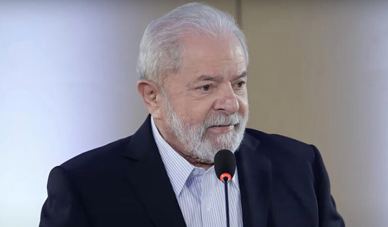 Em mensagem ao Congresso, Lula defende diálogo entre poderes e retomada de políticas sociais