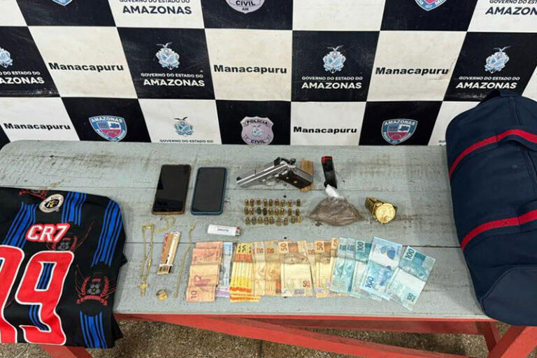 Em Manacapuru, homem é preso com drogas, arma de fogo e munições