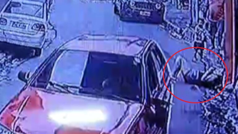 VÍDEO: carro atropela mulher que caminhava com criança em rua de Manaus
