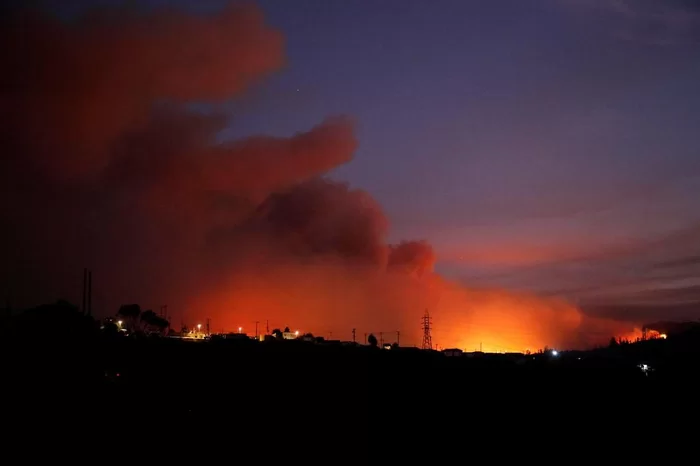 Incêndios florestais no Chile deixam 10 mortos e Boric anuncia emergência