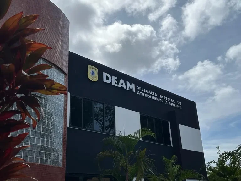Jovem é vítima de estupro coletivo no circuito Barra-Ondina
