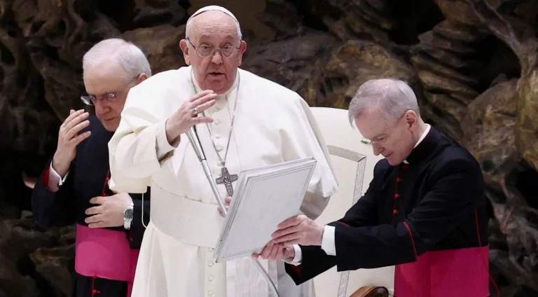 Papa Francisco cancela compromissos por causa de gripe