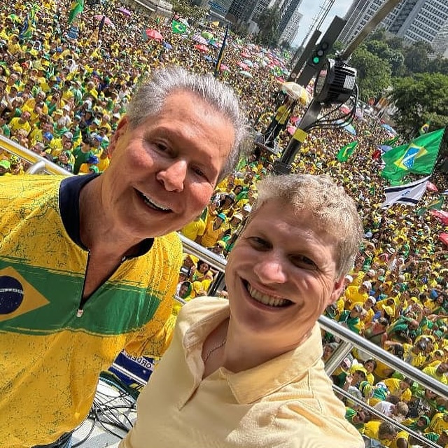 Arthur Neto comparece a ato de Bolsonaro na Avenida Paulista