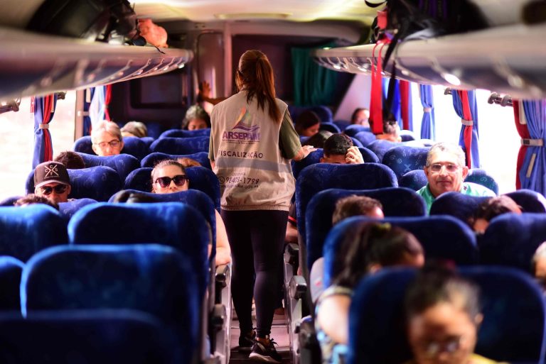 Carnaval: 28 mil pessoas saíram da capital por transportes intermunicipais, diz Arsepam