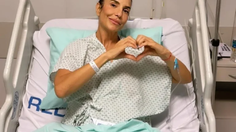 Ivete Sangalo é internada com pneumonia