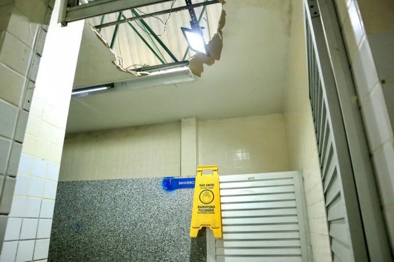 Terminais e estações do transporte coletivo de Manaus são alvos de vandalismo