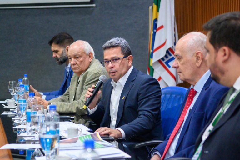 Governo do Amazonas atrai investimento de R$ 1,6 bilhão na primeira reunião do Codam em 2024