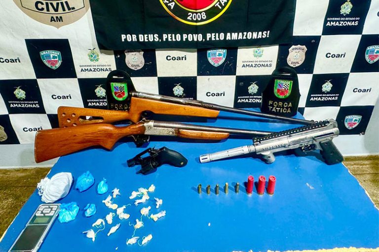 Força Tática apreende armas de fogo e drogas no bairro Santa Helena, em Coari