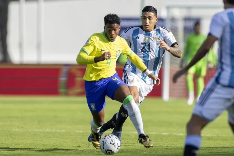 Brasil perde para a Argentina e fica fora das Olimpíadas pela primeira vez em 20 anos